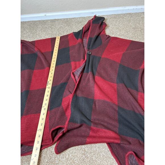 Kimberly C. Poncho one pocket red/black plaid NEW hooded no arm holes OSFM - Picture 6 of 11